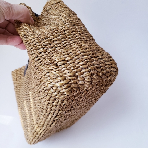 Vintage Straw Tan Mini Handbag - Picture 12 of 15